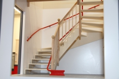 Treppenhaus mit Treppenlift 1:10